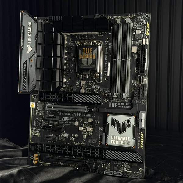 Carte Mère ASUS TUF GAMING Z790-PLUS WIFI, Photo boutique MegaPC chez MegaPC